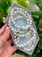 Load image into Gallery viewer, Howlite Bracelet