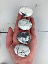 Load image into Gallery viewer, Howlite Palm Stones